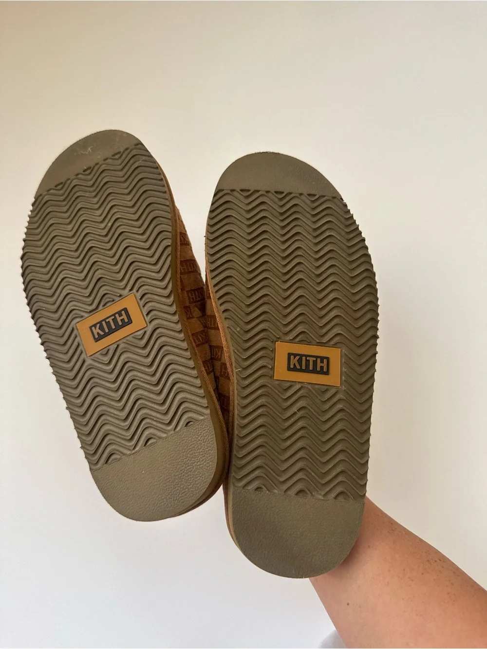 KITH Kithmas Monogrammed Shearling Slippers